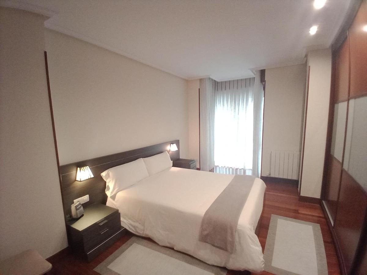 Apartamento Ana Con Garaje 에이바르 외부 사진